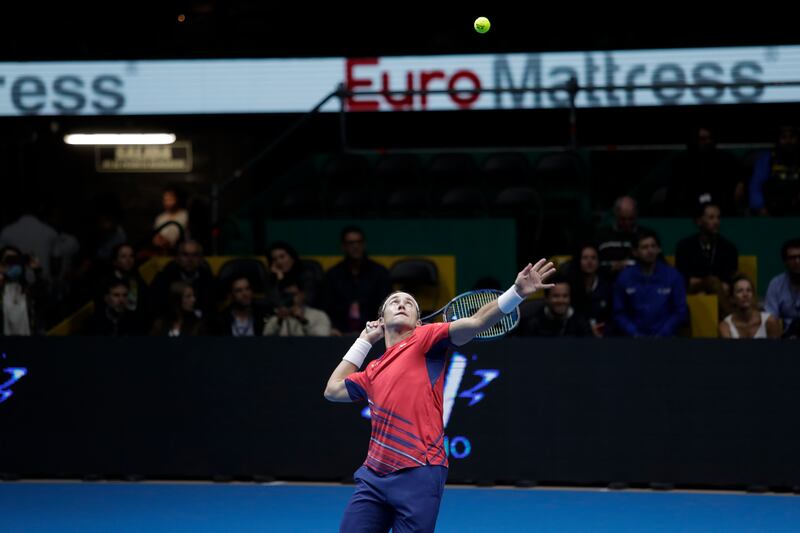 Rafael Nadal VS Casper Ruud durante su juego de exhibición en el Coliseo Live en Bogotá.