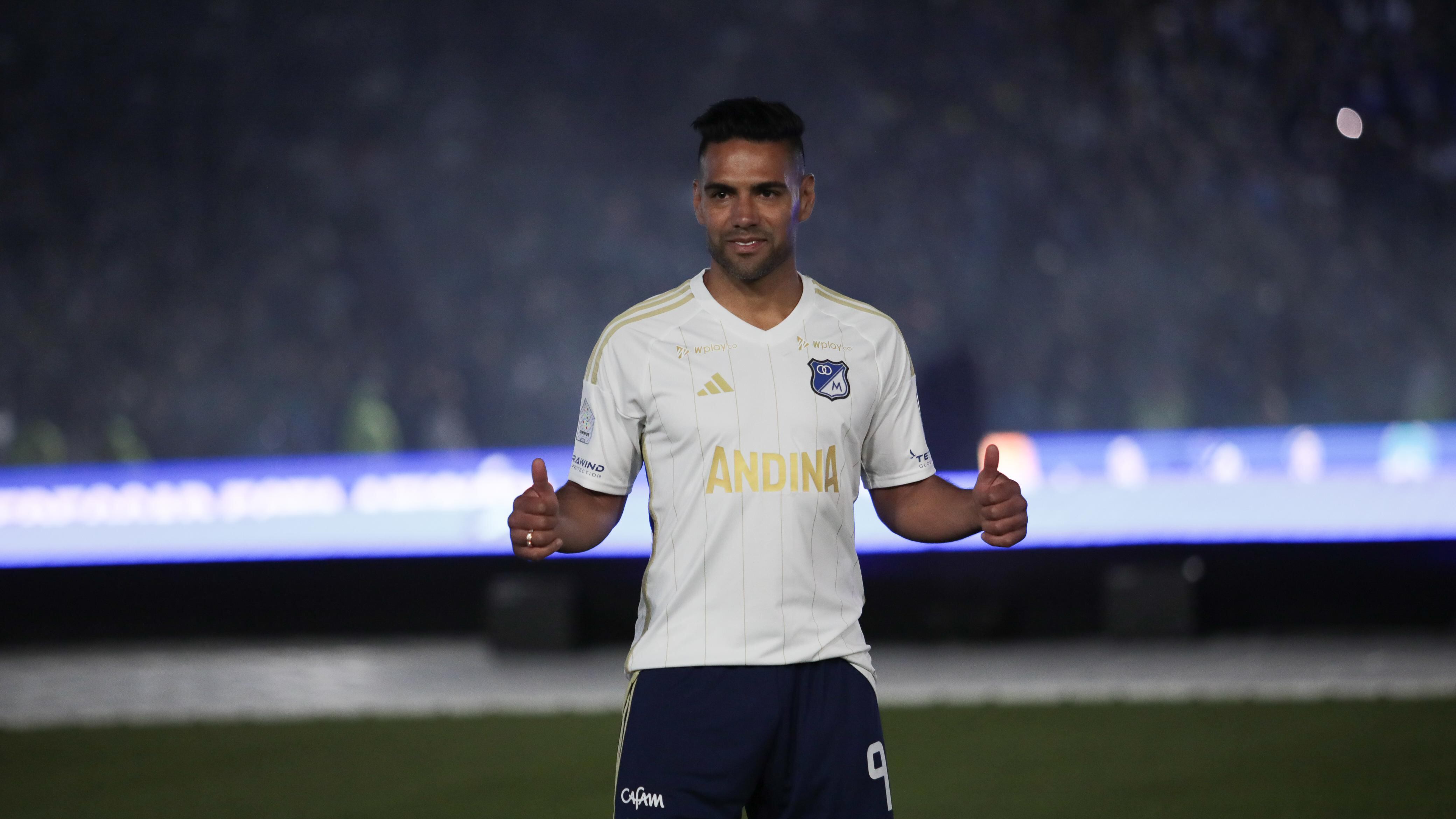 Falcao le respondió a hincha que le deseó una grave lesión