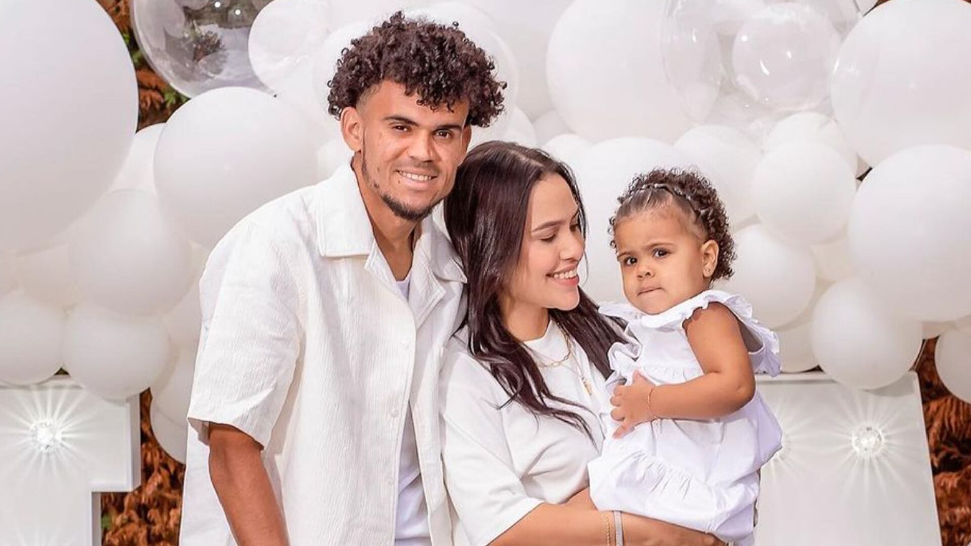 Luis Díaz y su prometida revelaron el sexo de su segundo embarazo.