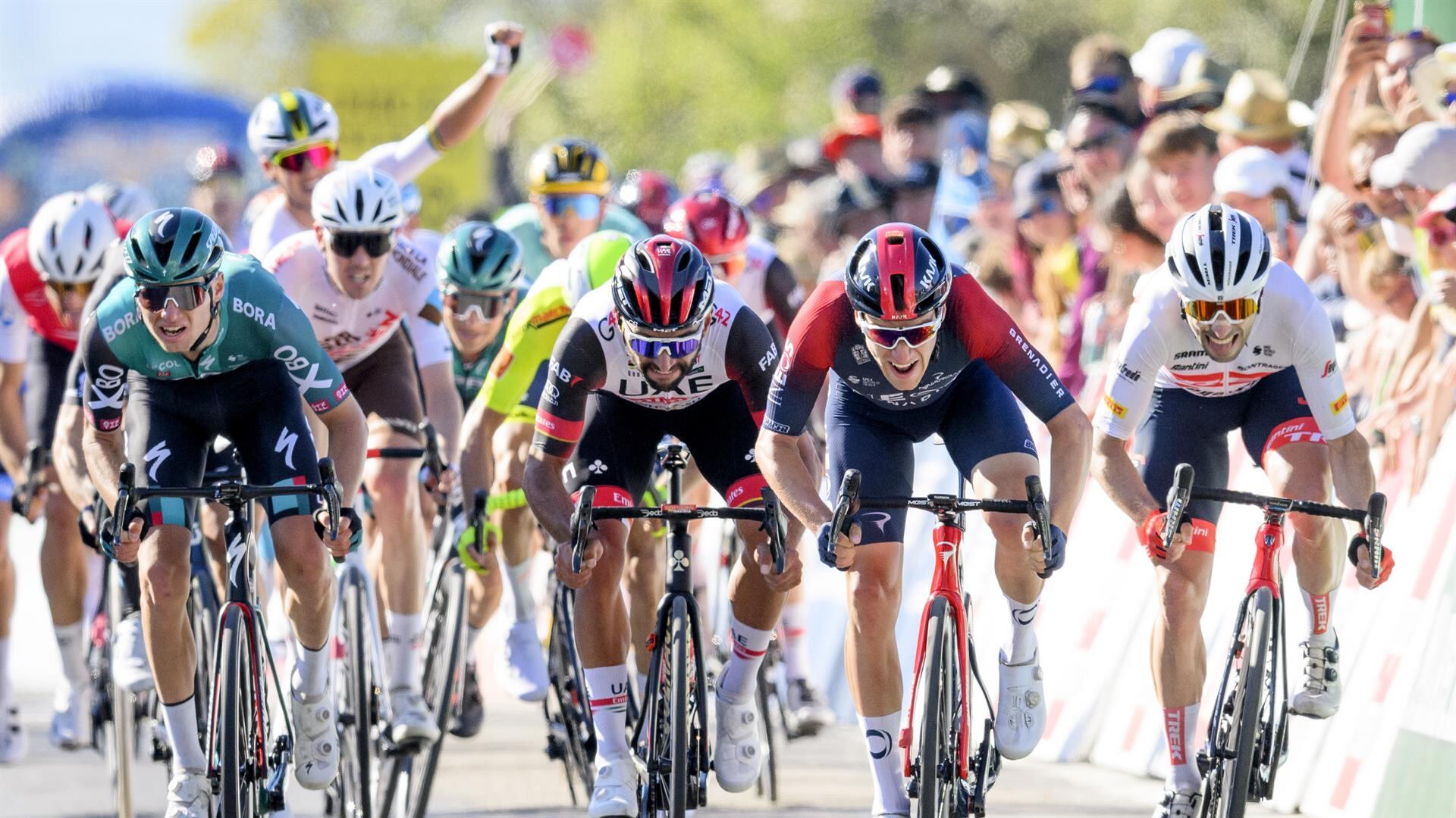 Fernando Gaviria estuvo entre los mejores del día en el Tour de Romandía
