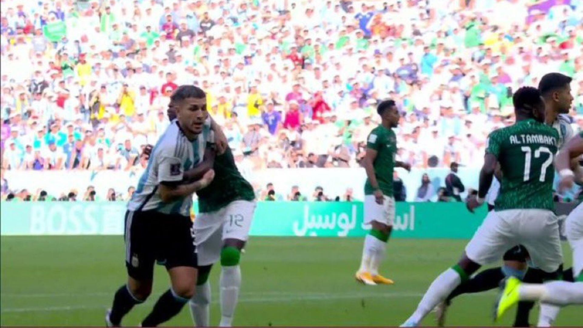 Polémica por penalti cobrado a Argentina.