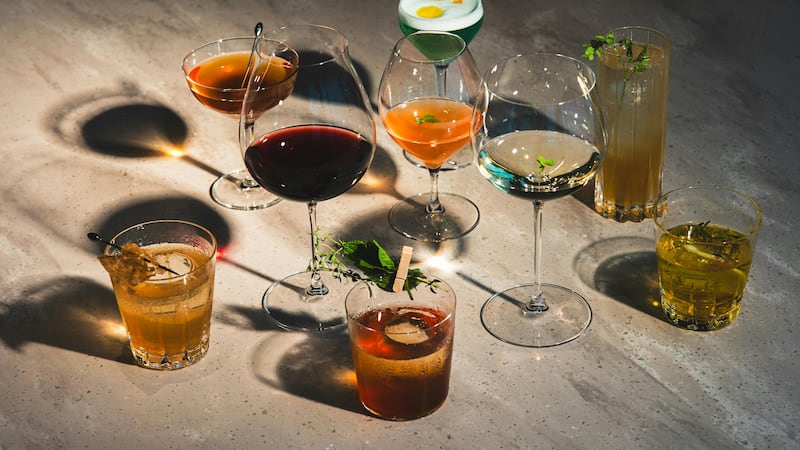 Cócteles con vino: 3 recetas fáciles y elegantes para celebrar a mamá