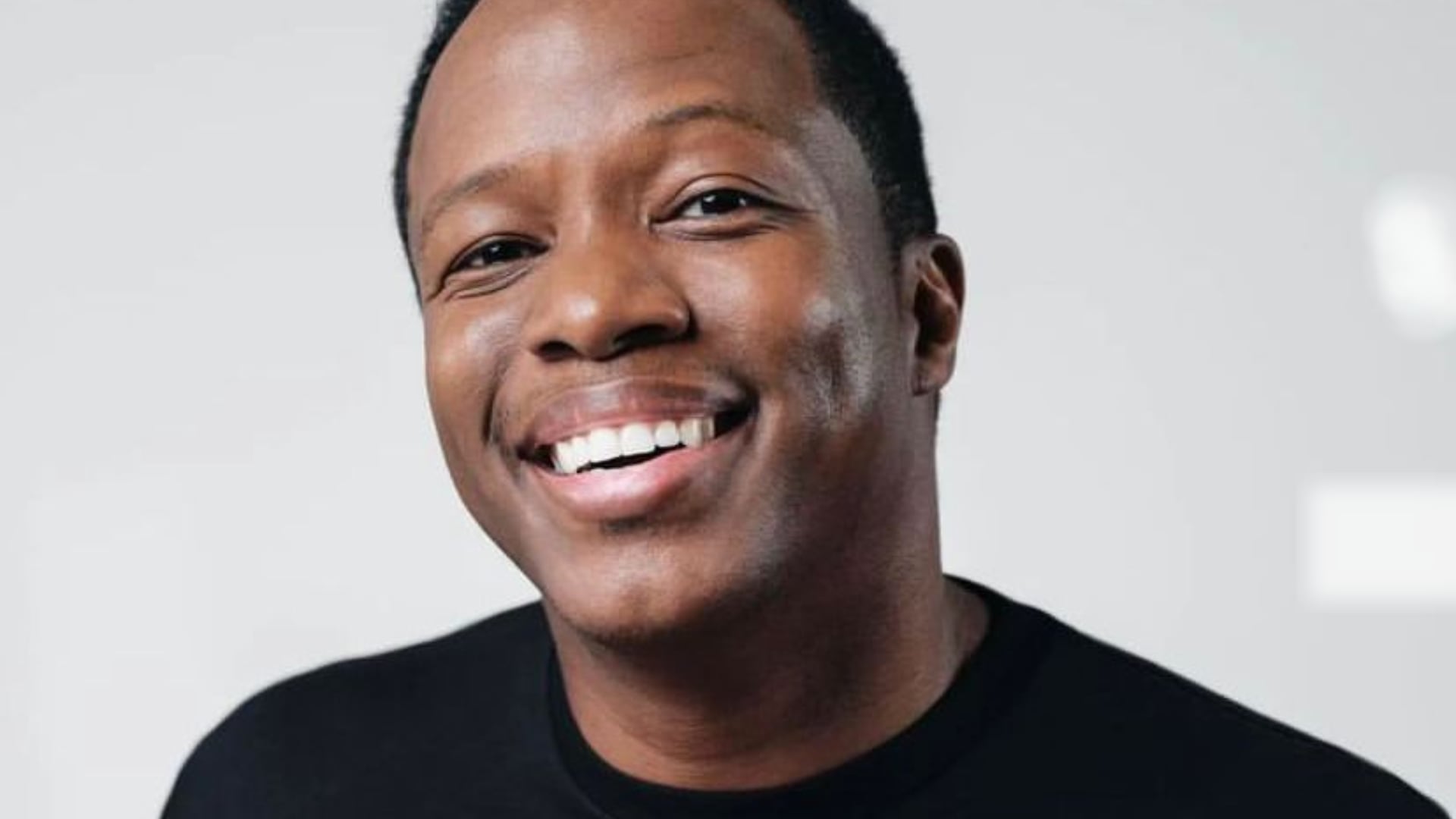 Canción de Mauro Castillo con Grupo Niche