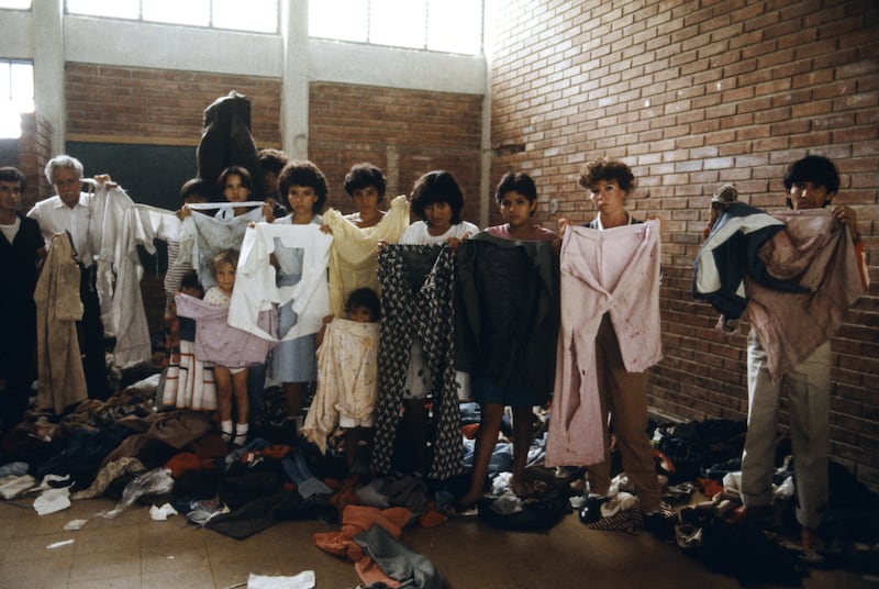 Las ayudas - secuencia 1. Betty Elder.