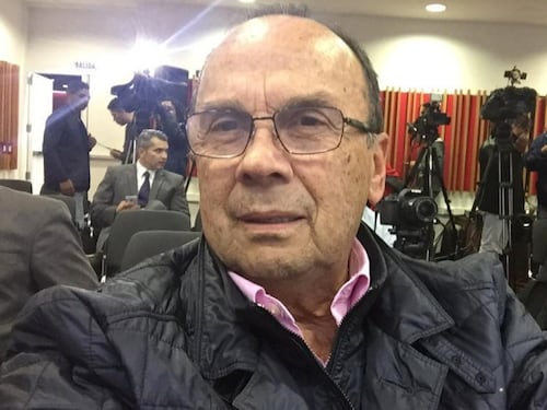 “Clonar a Roldán”, la única salida que le ve Hernán Peláez al arbitraje en el FPC