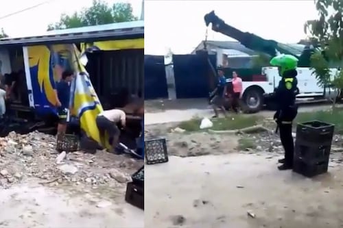 Camión de Bavaria fue saqueado tras quedar atascado en una cuneta ante la mirada de policías