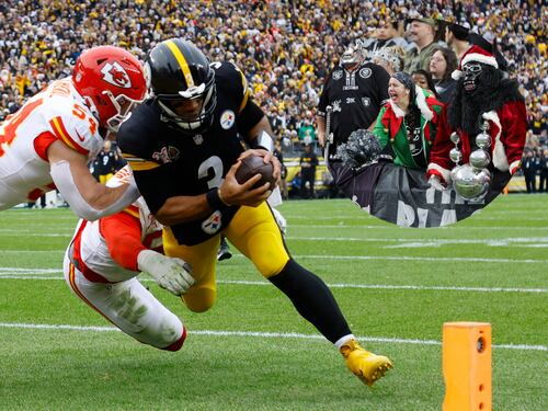 “Es una vergüenza”: Leyenda de Steelers estalla por juegos de NFL en Navidad