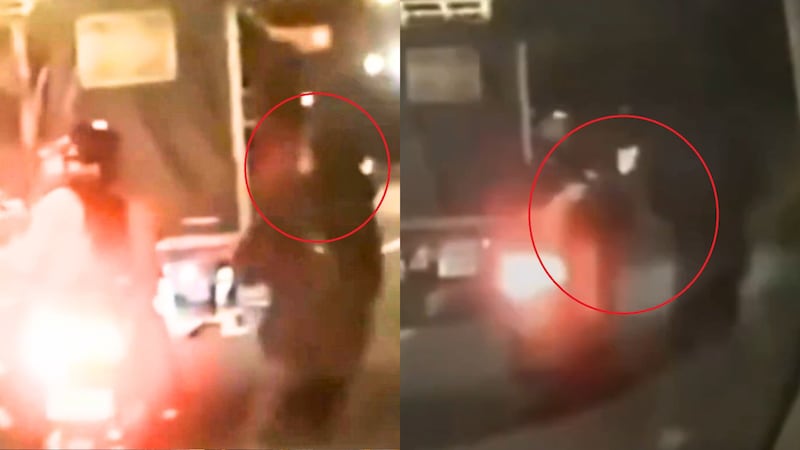Video| Violento hurto bajo la modalidad de “raponazo” a mujer que iba en moto en pleno centro de Medellín