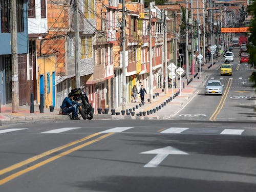 Ladrones en Bogotá no le tienen miedo a las alturas: Trepan paredes y techos para hurtar casas