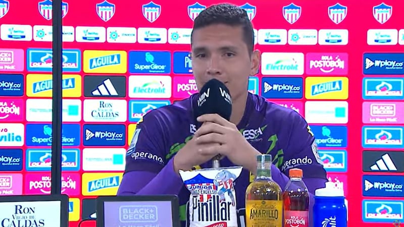 “Tengo entendido que es de Cúcuta”, Aldair Quintana dejó en evidencia al árbitro del Junior vs. Bucaramanga