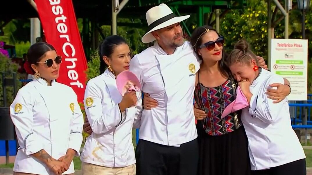 La polémica está encendida en redes luego de la eliminación de Juan Pablo Llano, pues aseguran que debió ser Martina.