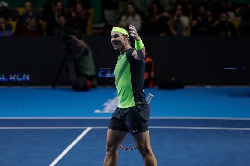 Rafael Nadal VS Casper Ruud durante su juego de exhibición en el Coliseo Live en Bogotá.