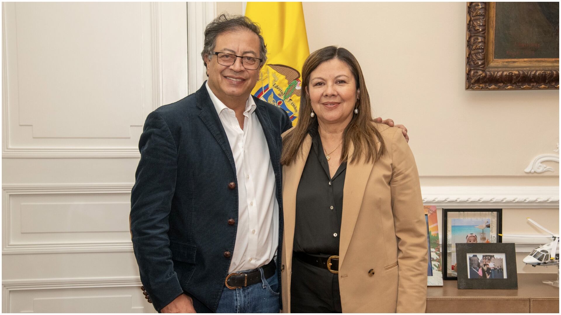 Presidente Petro y la nueva fiscal general, Luz Adriana Camargo, se reúnen en la Casa de Nariño, por primera vez (Foto de Presidencia)