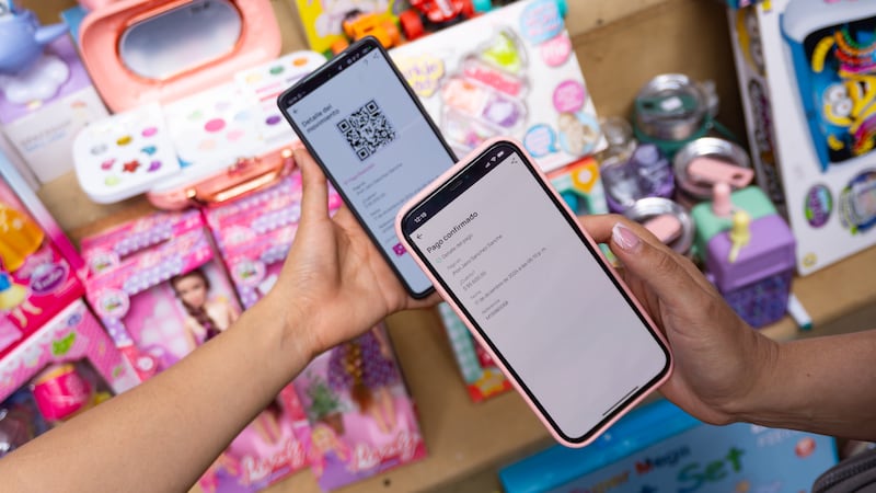 Gobierno plantea retención del 1,5 % para pagos digitales: así impactaría a Nequi, Daviplata y Bre-B