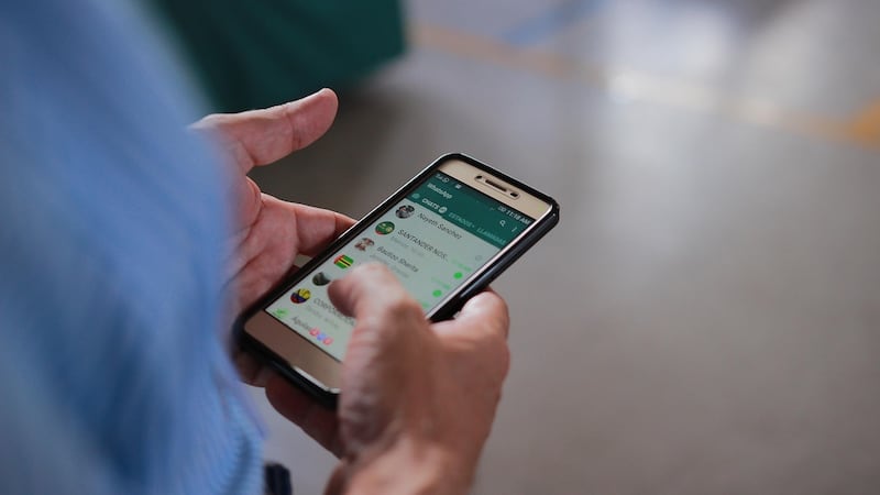Pilas: Alerta por estafa telefónica que busca robar cuentas de WhatsApp a través de supuesta llamada de soporte técnico