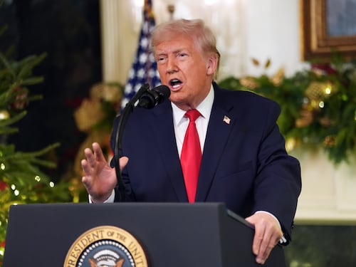 Donald Trump anuncia los ‘Patriot Games’ y en redes sociales no paran de compararlo con ‘Los Juegos del Hambre’