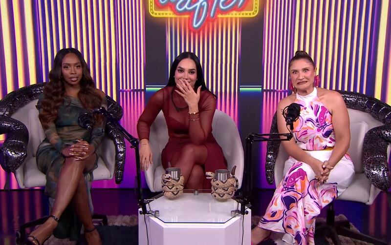 La bailarina no se quedó con nada y le respondió a la exparticipante de 'La casa de los famosos Colombia 2' con una frase que usó en el reality de RCN.