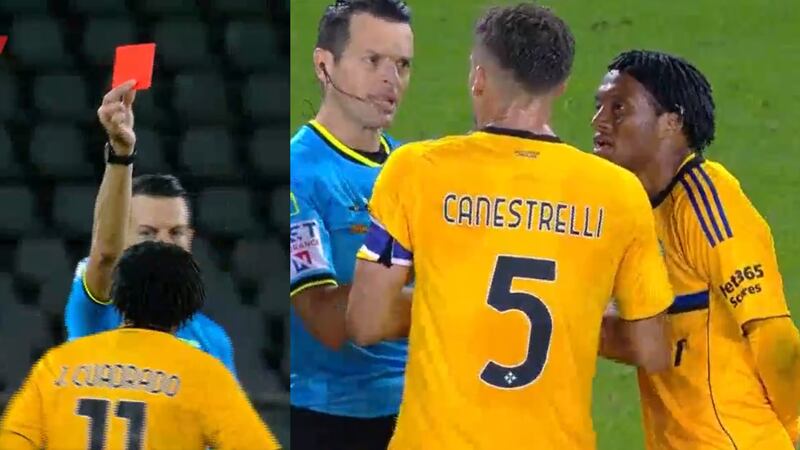 Árbitro detuvo el partido únicamente para expulsar a Cuadrado y él no entendía nada