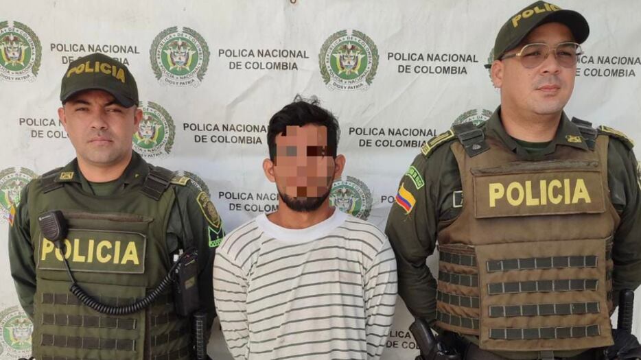 Hombre detenido por agredir a su madre