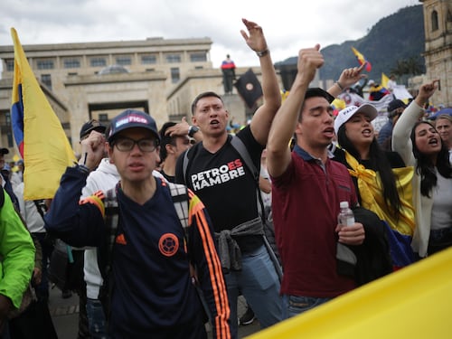 En fotos: Participación masiva en las marchas contra las reformas de Petro en Colombia