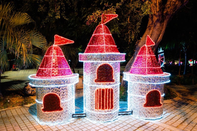 Cartageneros y turistas podrán disfrutar del alumbrado navideño.