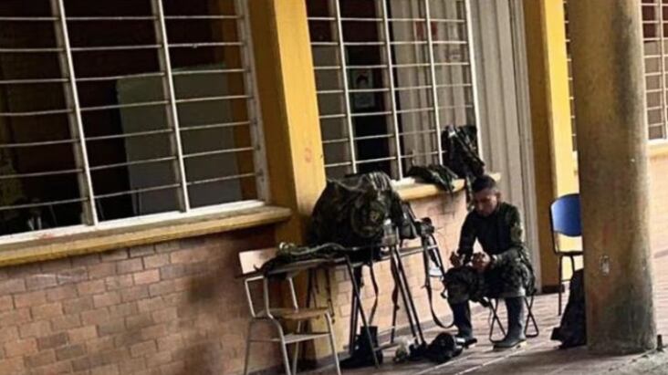 Miembros de las disidencias de las Farc usaron como trincheras colegios en el Cauca