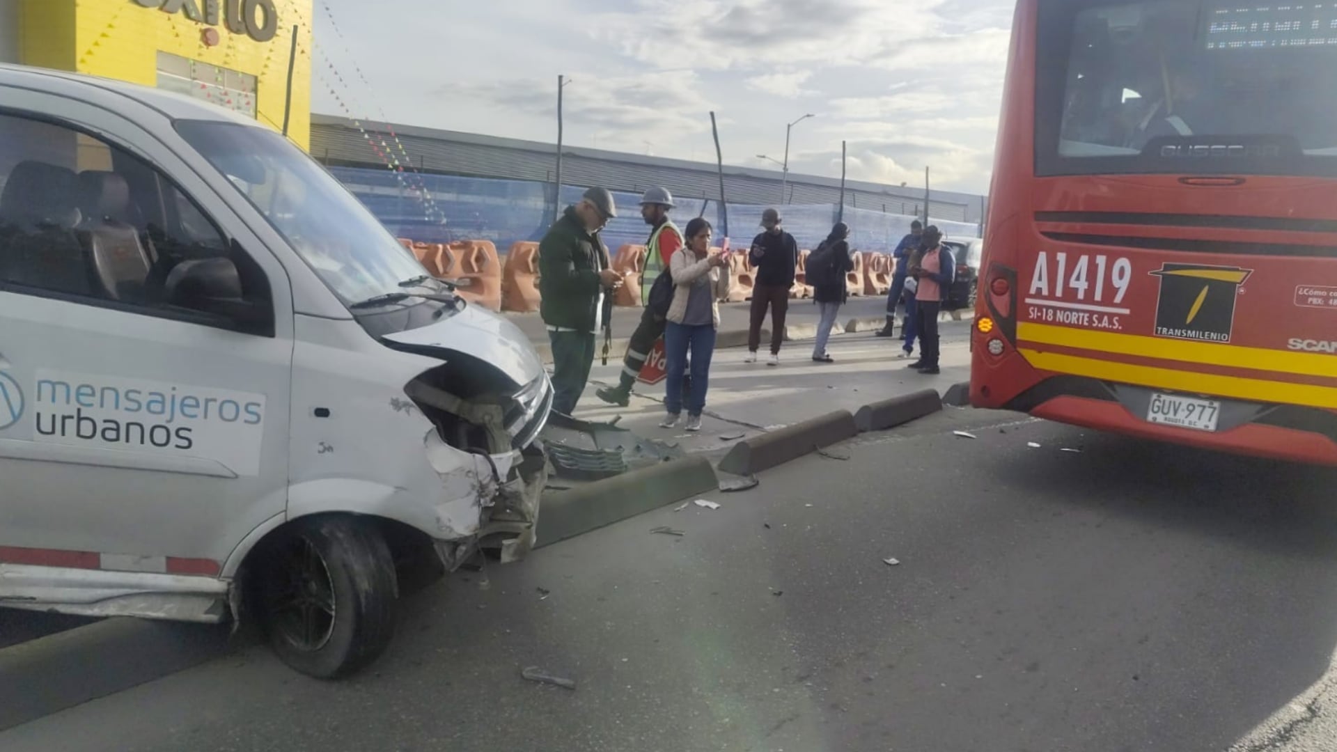 Accidente de tránsito en la Avenida Américas con Avenida 68.