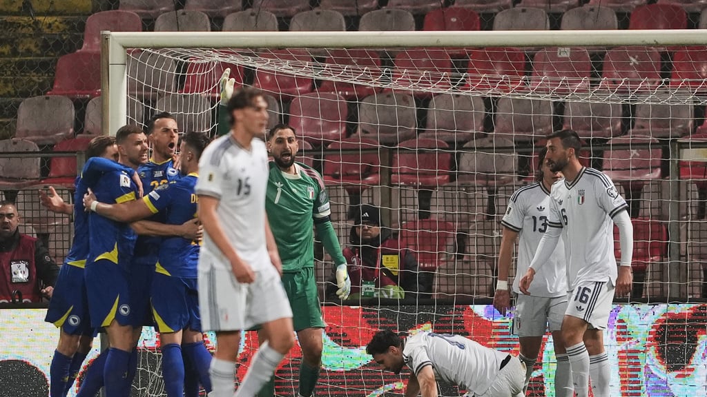Italia vs. Bosnia.