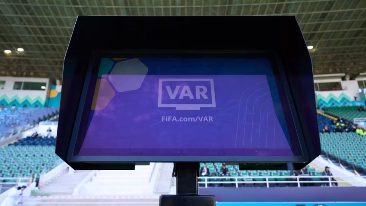 La IFAB dejó en claro novedad sobre el VAR para el Mundial 2026: así afectará goles, penales y sanciones