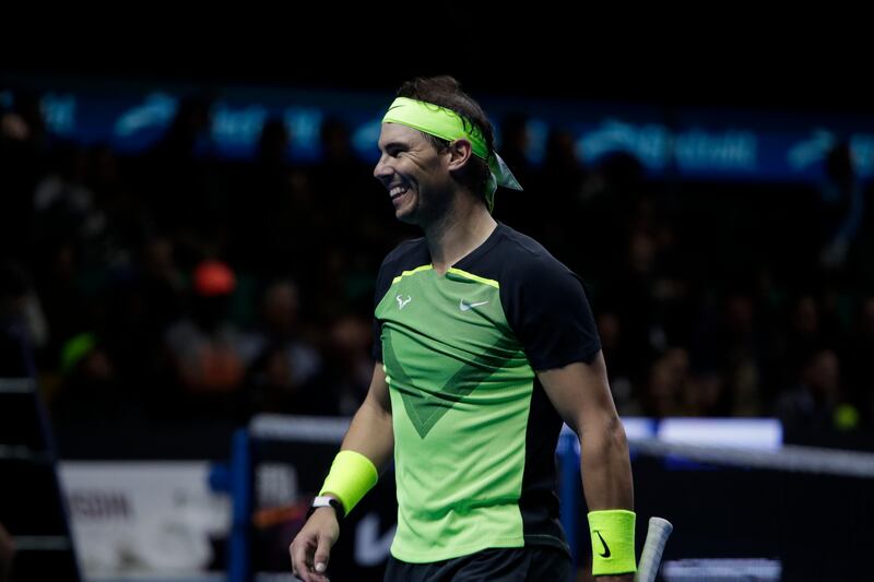 Rafael Nadal VS Casper Ruud durante su juego de exhibición en el Coliseo Live en Bogotá.