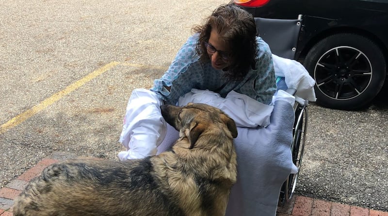 Marie Trainer entró en coma y despertó sin extremidades tras una grave infección