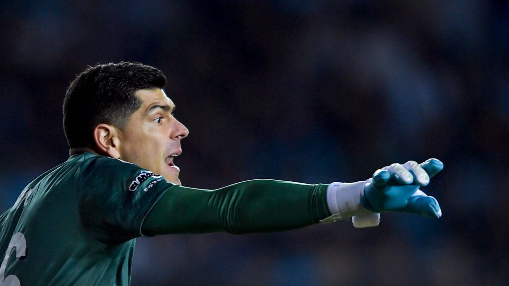 Carlos Lampe, arquero de Bolívar, también le cobró a periodista colombiano