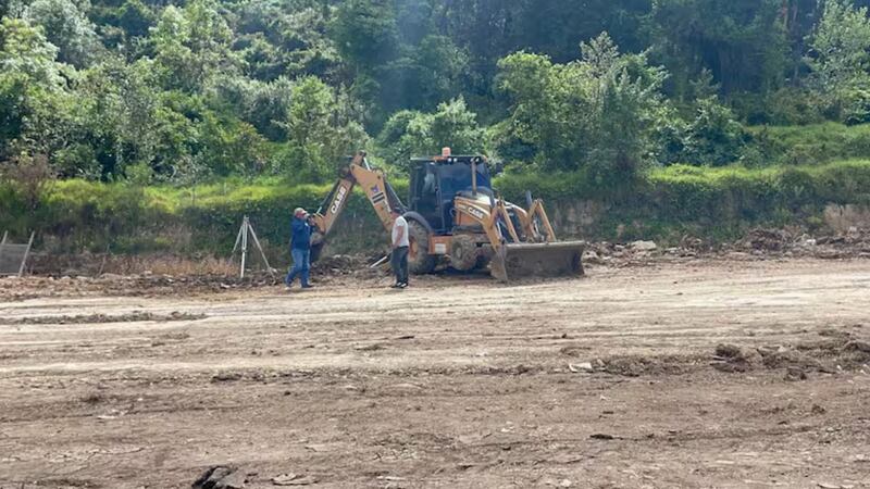 Frenan construcción de canchas de fútbol en importante reserva ambiental de Bogotá