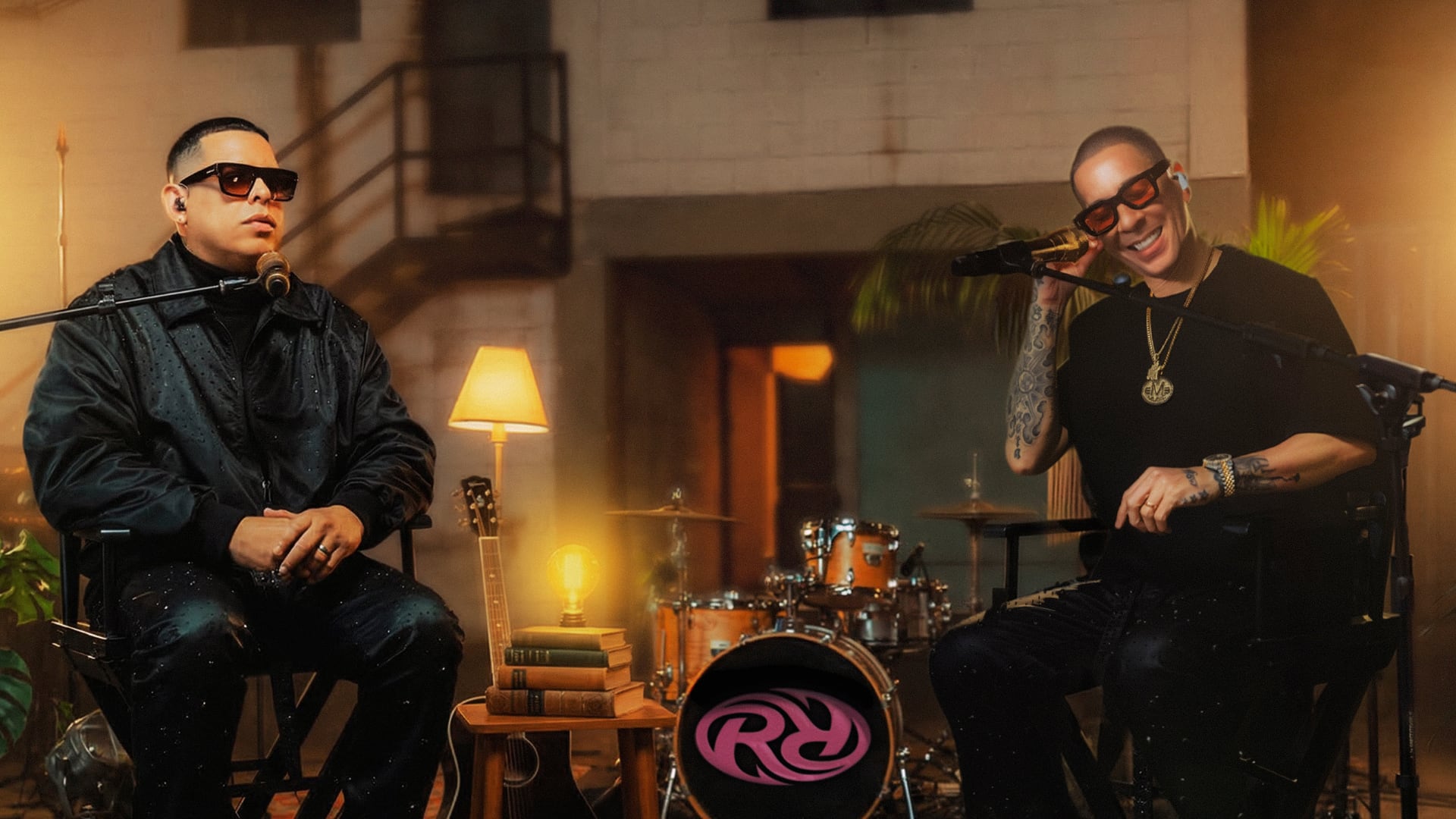 Baby Rasta y Gringo en Antes del Romance Unplugged