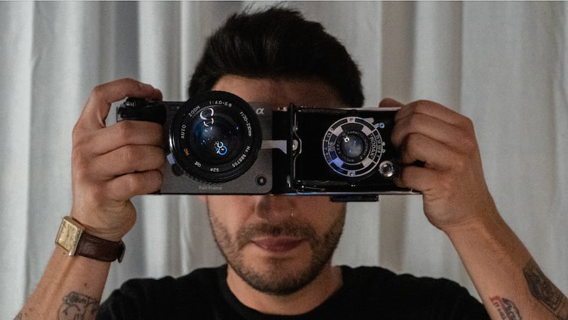 AFAC: el director colombiano que lleva su visión del realismo fantástico desde Los Ángeles al mundo