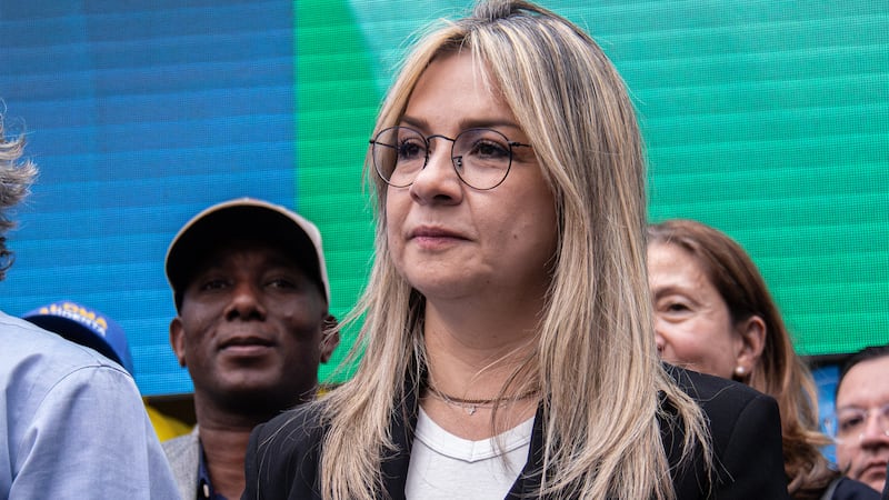 “Yo necesito trabajar”: Vicky Dávila vuelve a Semana tras ‘quemarse’ en campaña presidencial