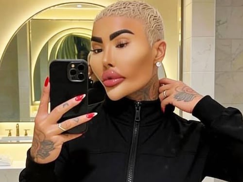 Muere reconocido influencer que quería verse como Kim Kardashian: Falleció tras operarse