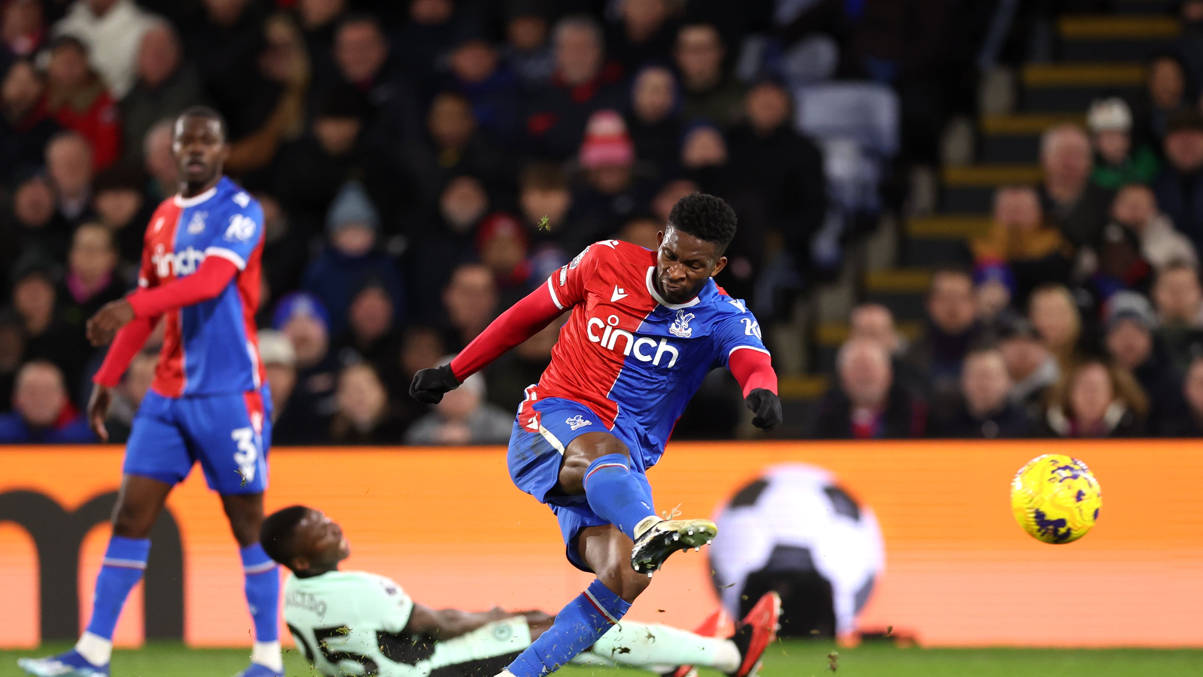 Vea el gol de Jefferson Lerma hoy en el partido Crystal Palace al Chelsea