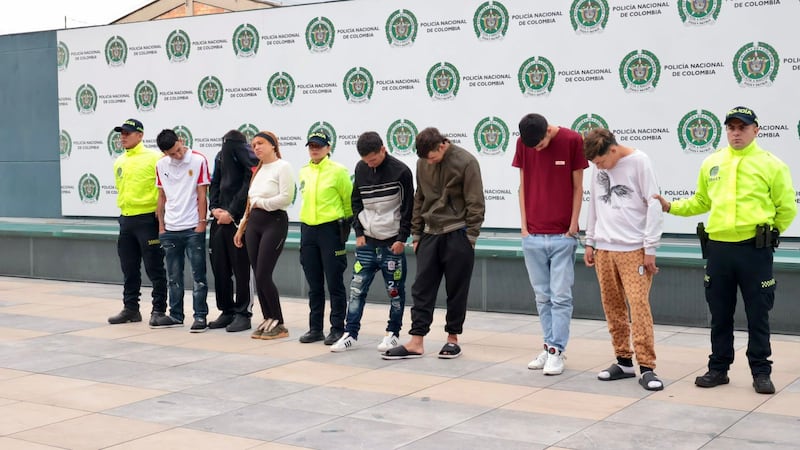 Árboles, mallas y bajo tierra: los impensables escondites de la banda ‘Tren del Llano’ en Engativá