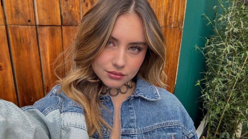 Francisca Estevez de ‘La Primera Vez’ hizo público su voto por Iván Cepeda e invitó a votar a sus seguidores