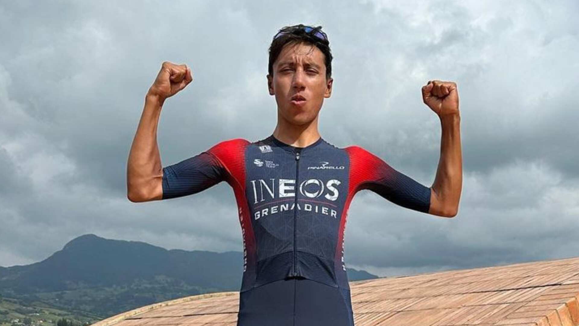 Egan Bernal despidió el 2022 con llamativa foto