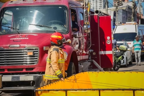Grave incendio en el Mercado de Bazurto en Cartagena dejó varios locales destruidos y pérdidas millonarias