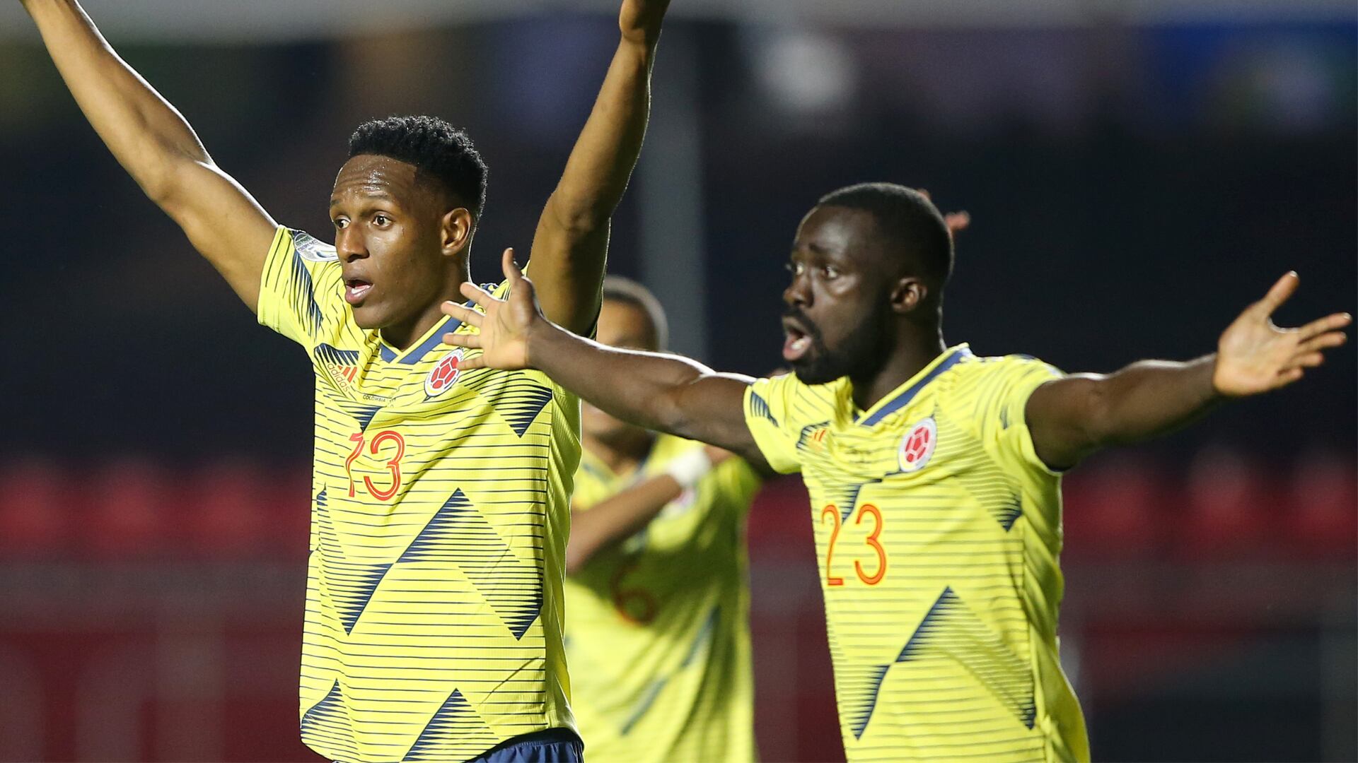 Dávinson Sánchez y Yerry Mina