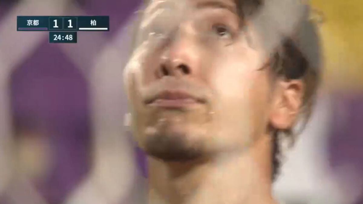 Yuki Honda anotó un autogolazo cuando bañó a su portero desde 30 metros