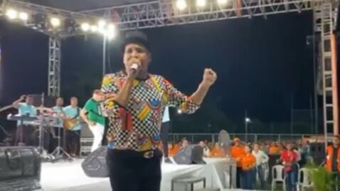 Cantante vallenato habría apoyado a candidato a la gobernación del Magdalena en un concierto.