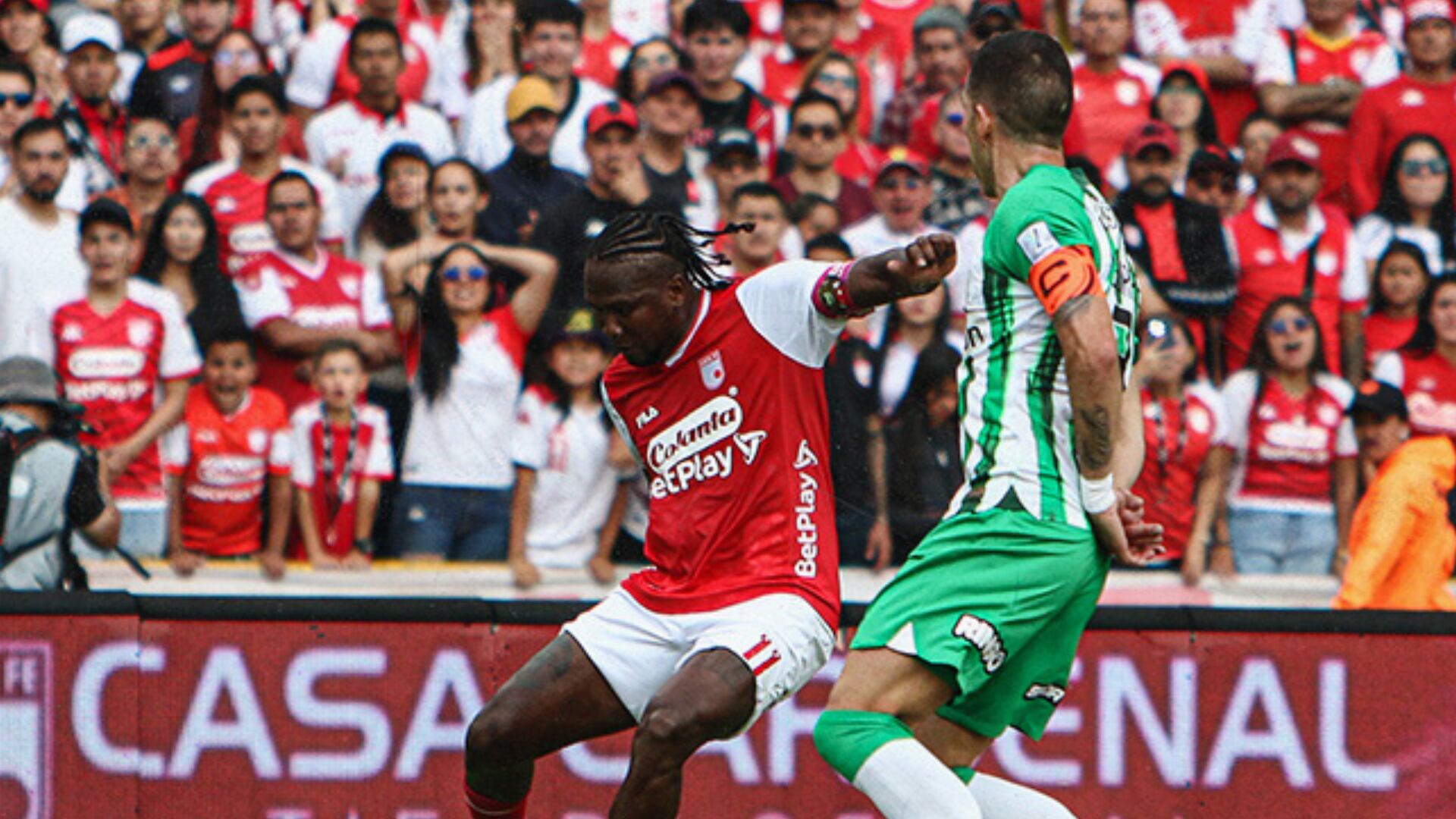 Los hinchas de Atlético Nacional reaccionaron a la ‘burla’ de Santa Fe con su Copa Sudamericana