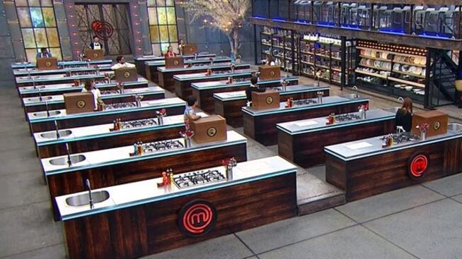 En 'MasterChef Celebrity Colombia' ya algunos empezaron a entender que la competencia en individual.