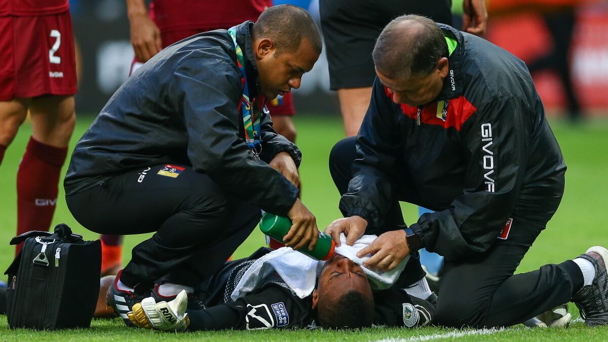 Wuilker Faríñez sufrió terrible lesión que lo deja sin jugar lo que queda del año