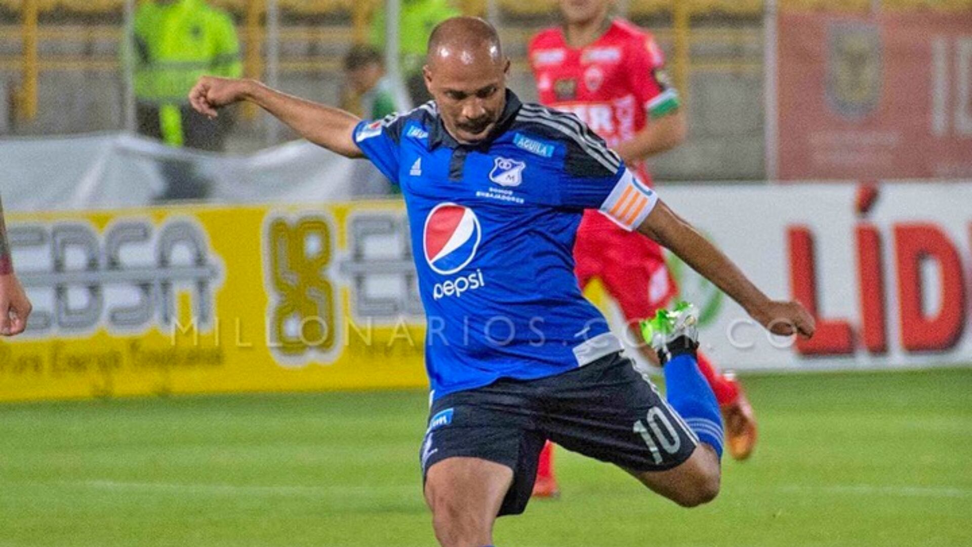 ¿Sabía que Mayer Candelo estuvo ‘a un pelo’ de jugar en Santa Fe? El futbolista confesó por qué no se dio