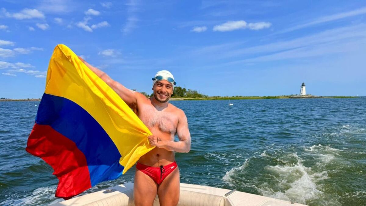 Jorge Iván del Valle marcó el récord latinoamericano en el Swim Across the Sound
